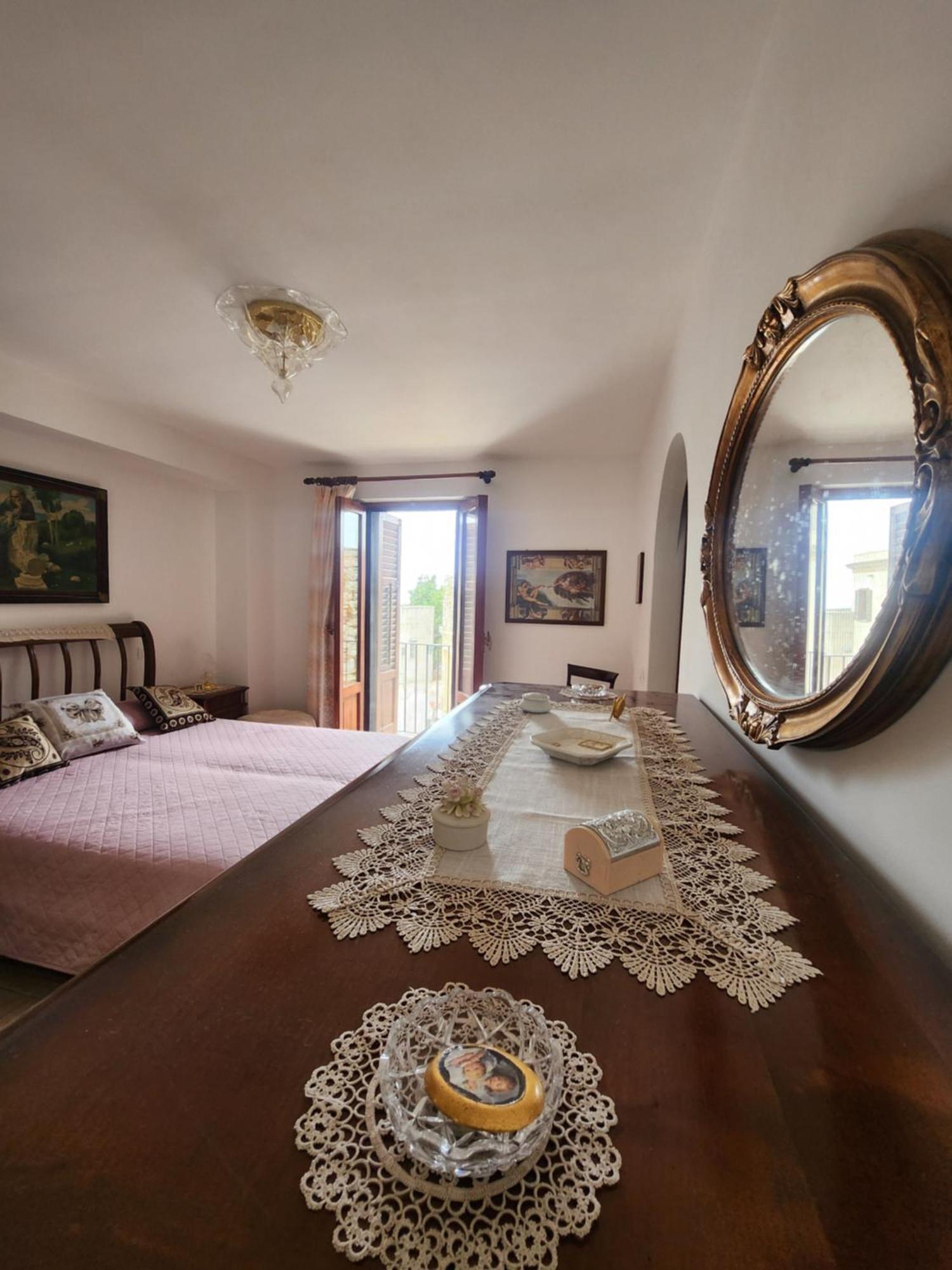 Porta Trapani Guest House Ериче Екстериор снимка