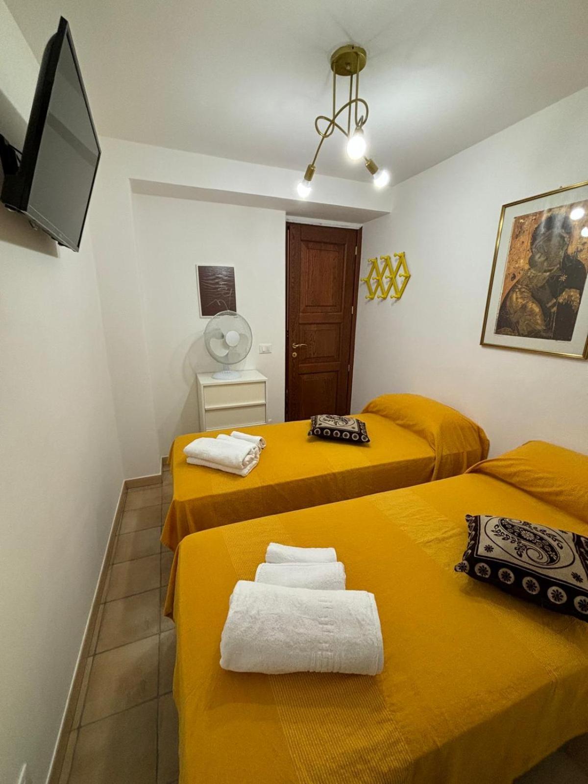 Porta Trapani Guest House Ериче Екстериор снимка
